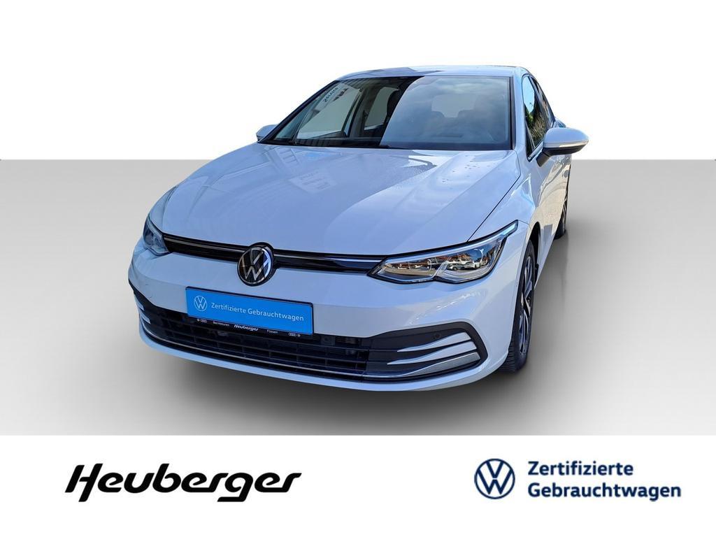 Volkswagen Golf 2023 Benzine