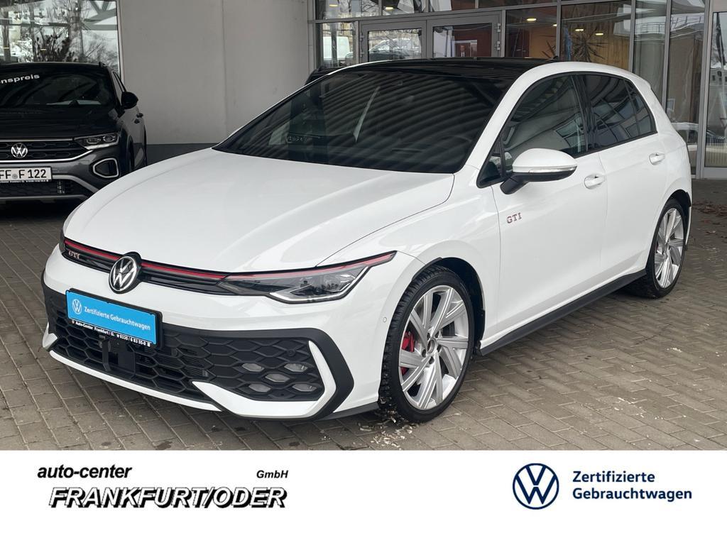 Volkswagen Golf 2025 Benzine