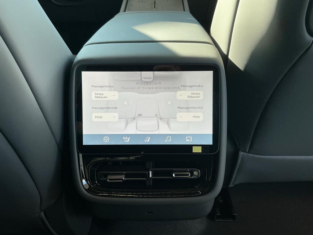 Xpeng P7