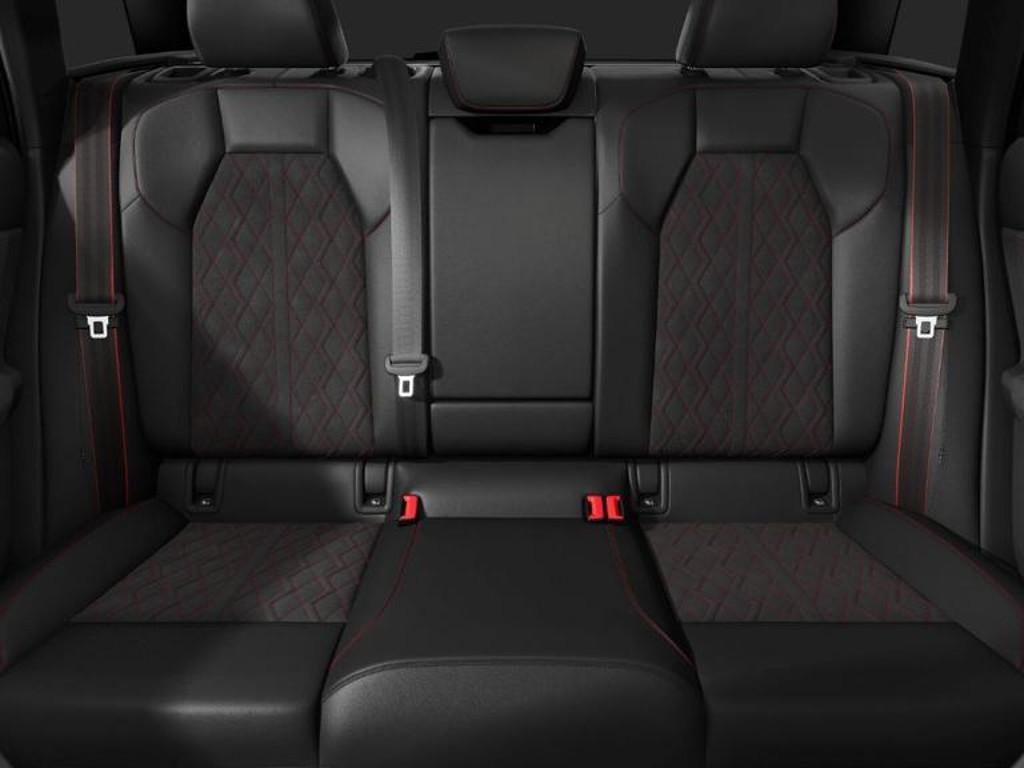 Audi SQ6 e-tron
