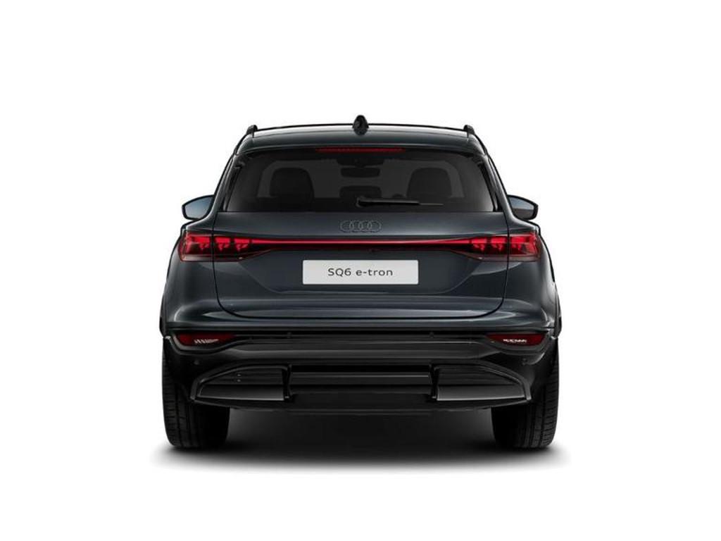 Audi SQ6 e-tron