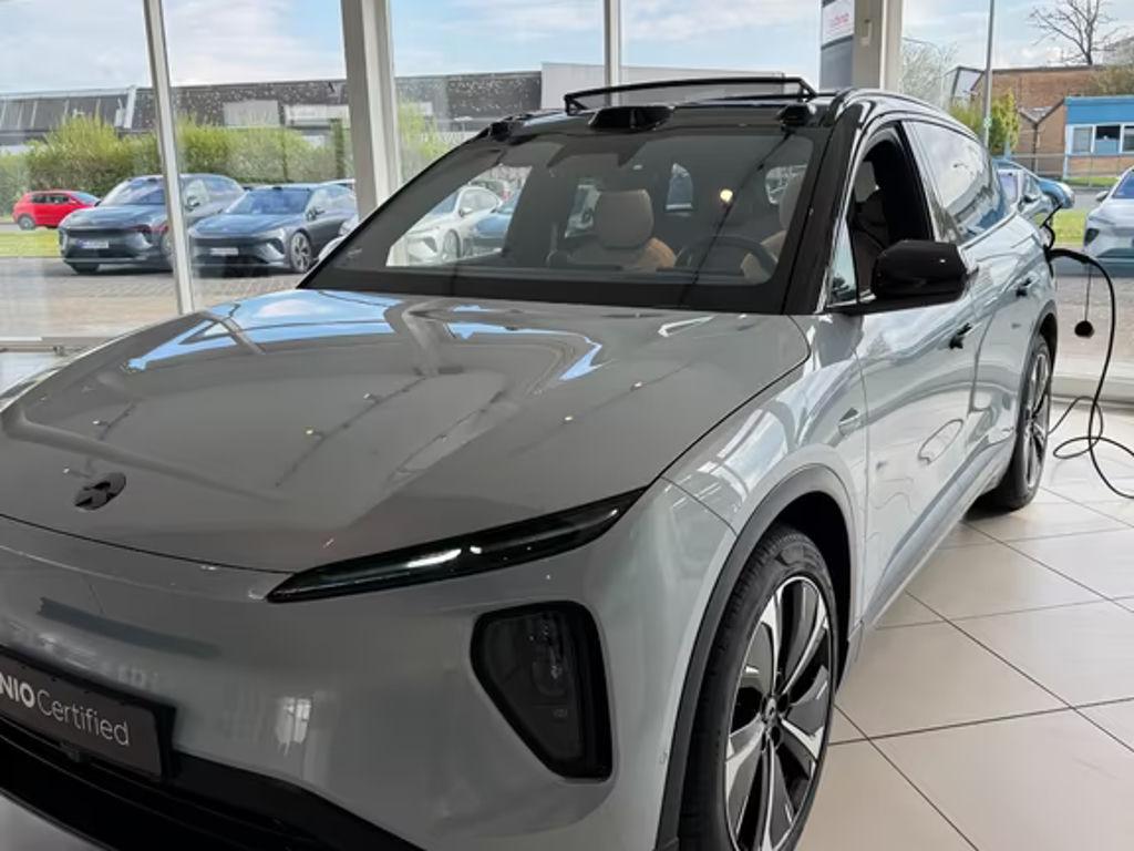 NIO EL6