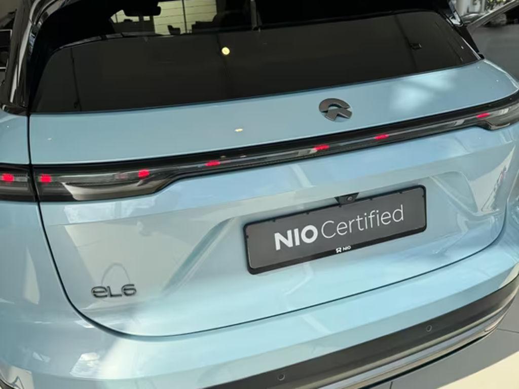 NIO EL6