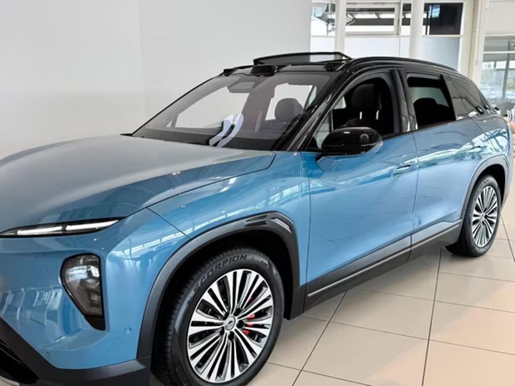 NIO EL7