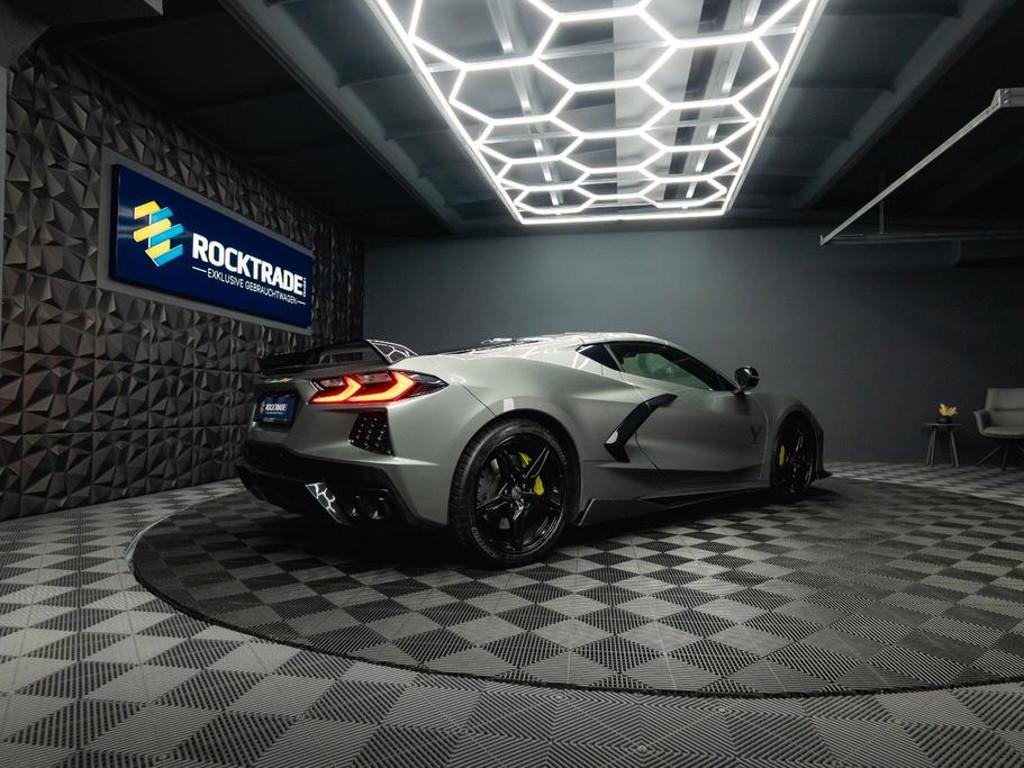 Corvette C8