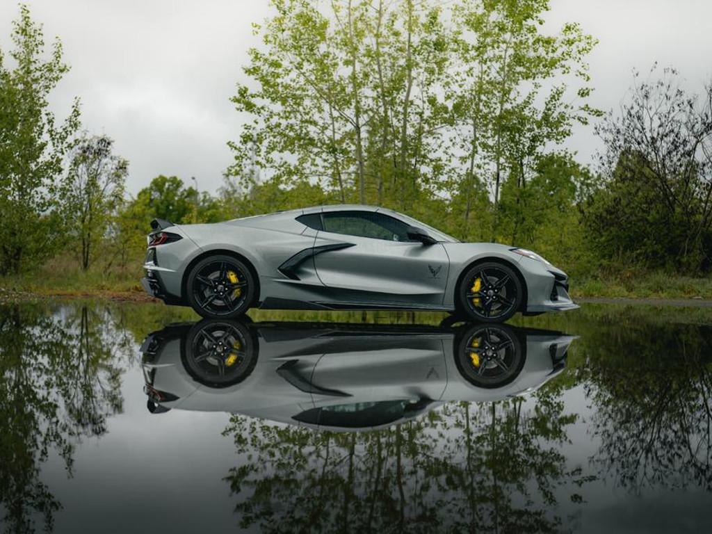 Corvette C8