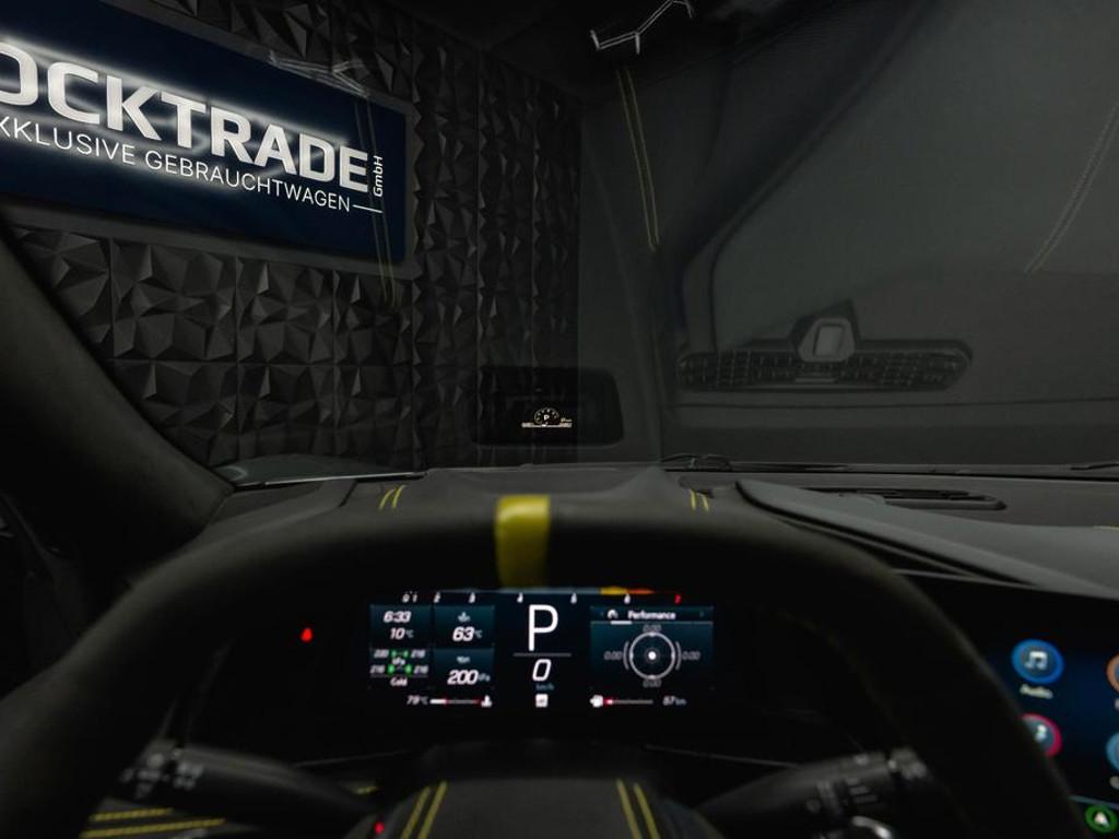 Corvette C8