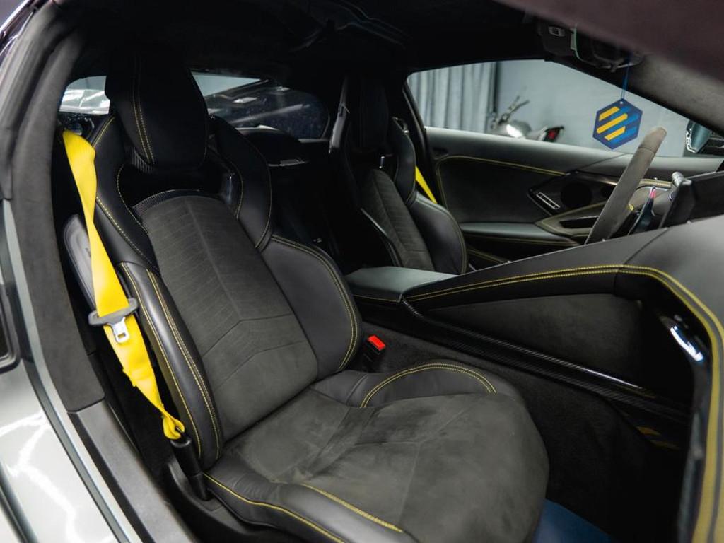 Corvette C8