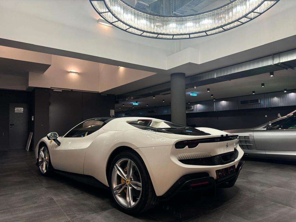 Ferrari 296 GTS