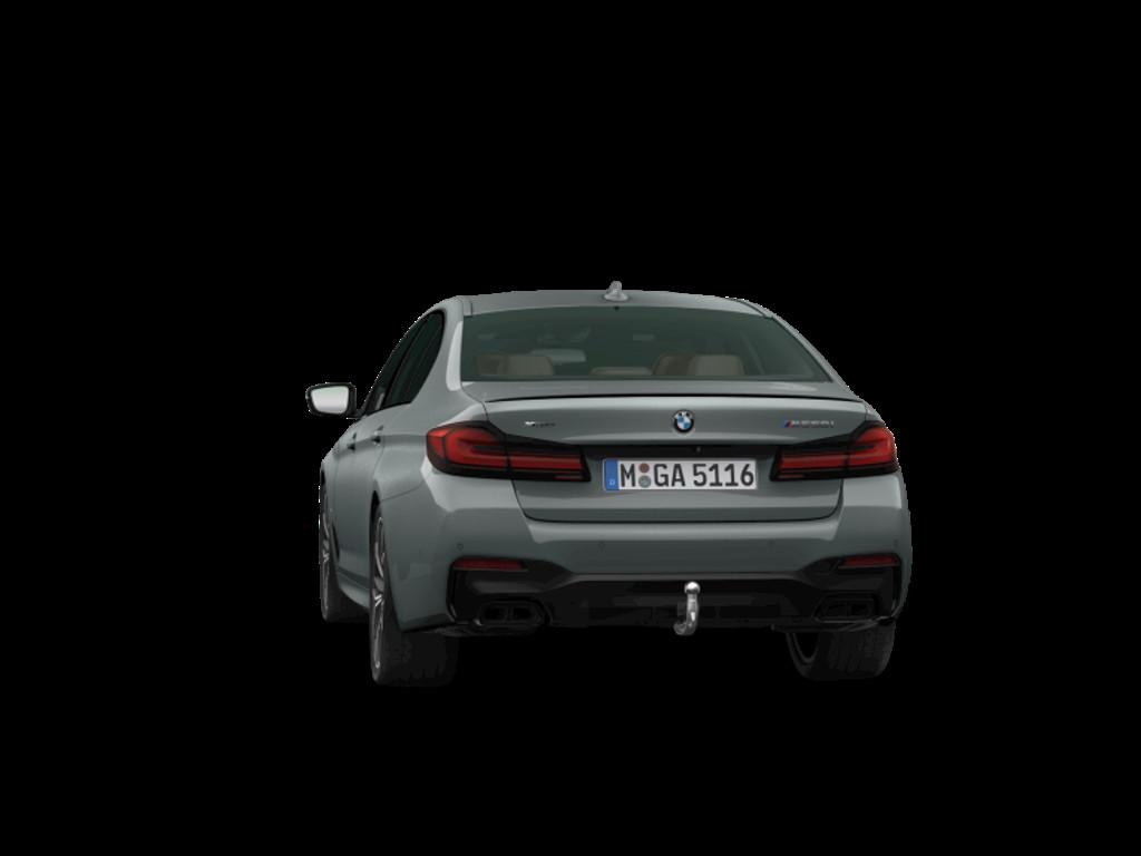 BMW M550