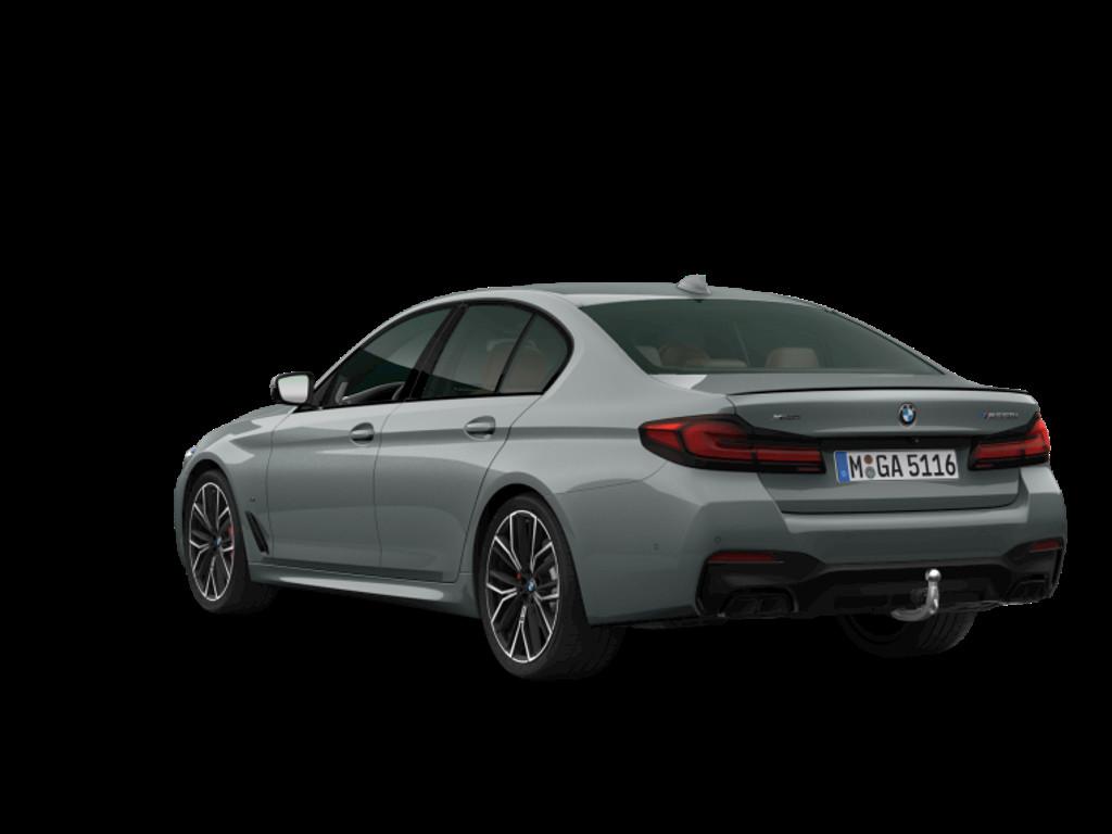 BMW M550