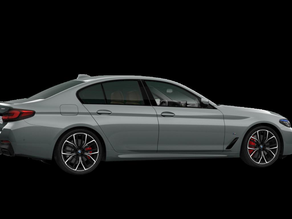 BMW M550