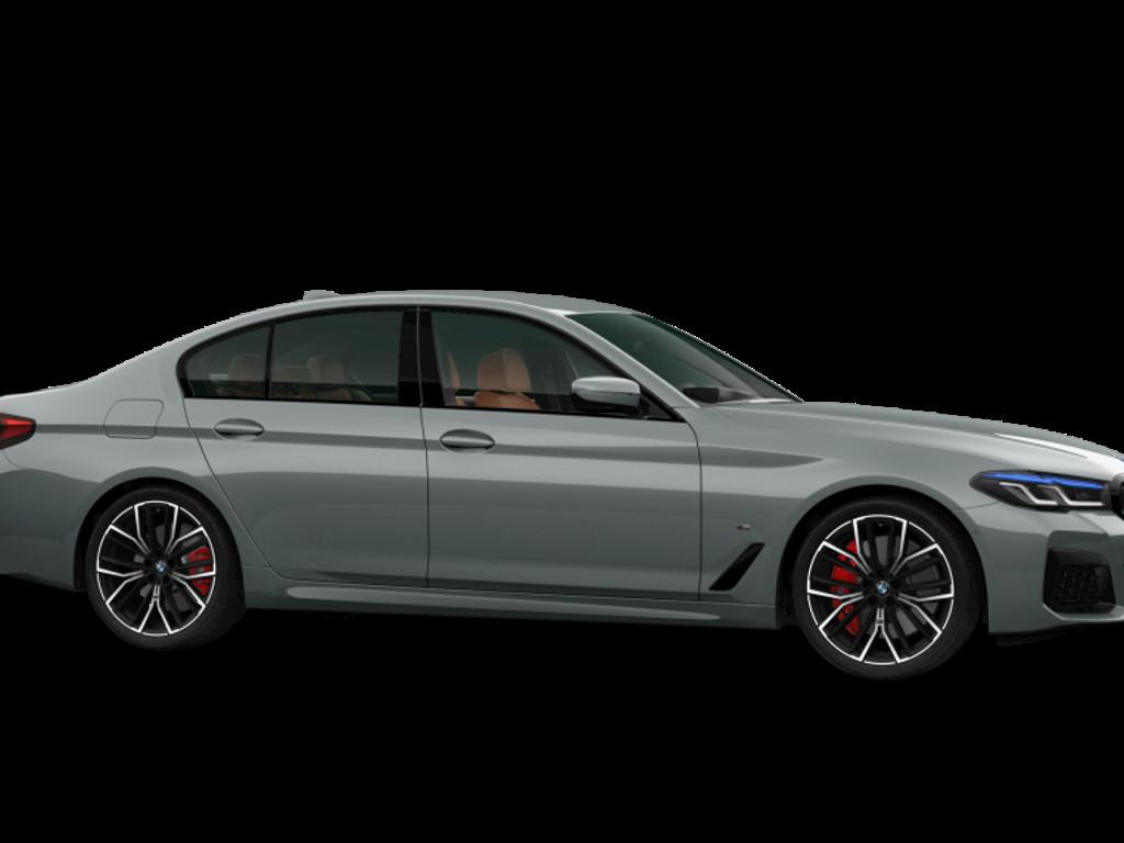 BMW M550