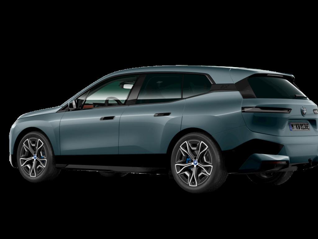 BMW iX