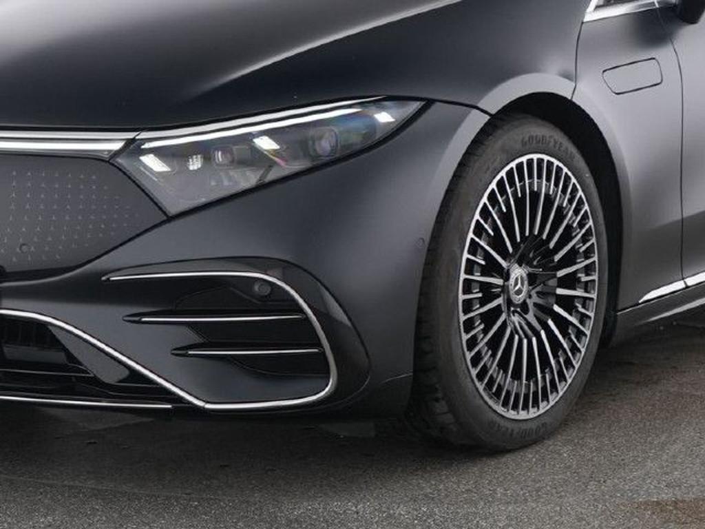 Mercedes-Benz EQS