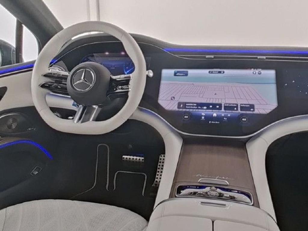 Mercedes-Benz EQS