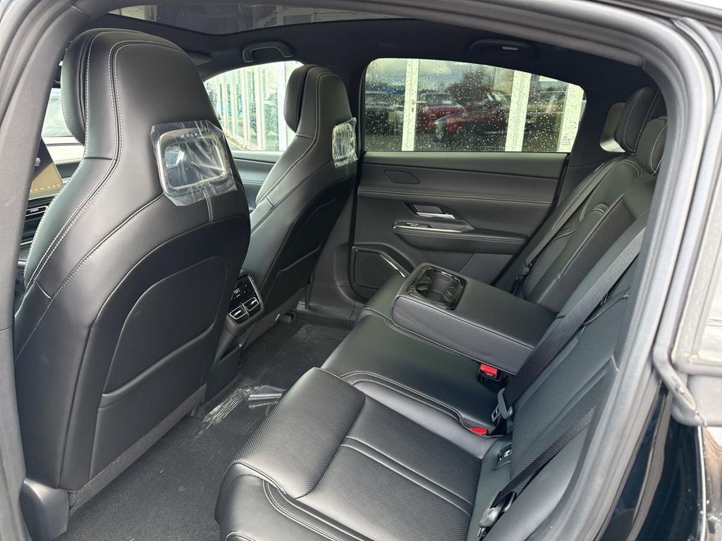 Mazda 6e