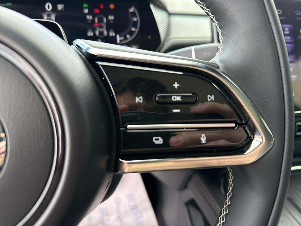 Mazda 6e