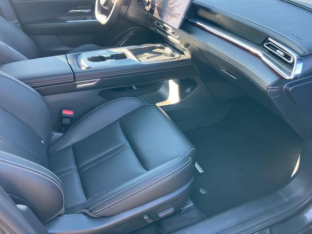 Mazda 6e