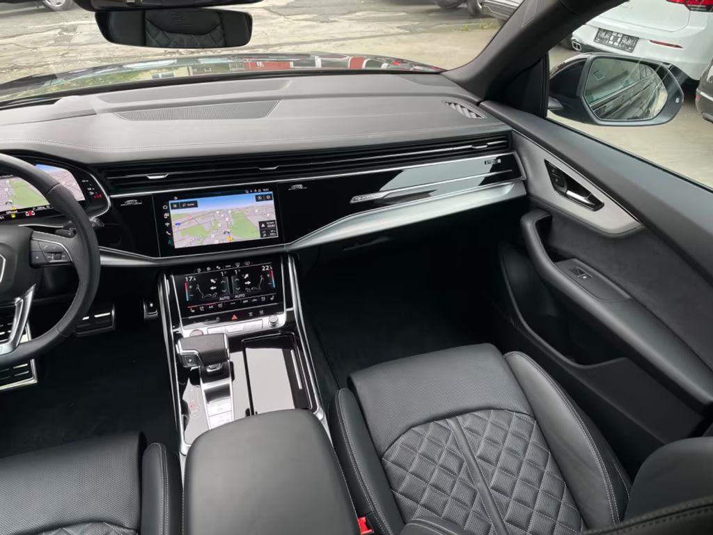 Audi SQ8