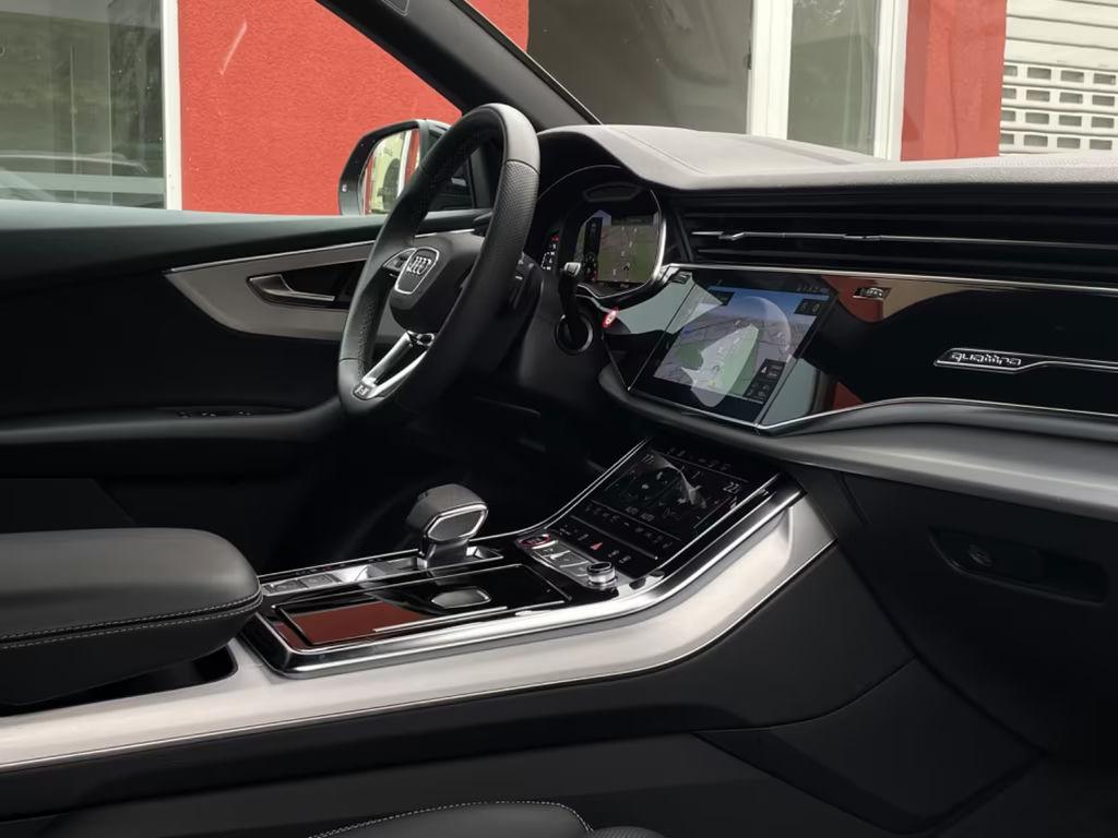 Audi SQ8