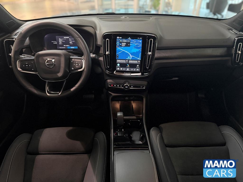 Volvo EX40