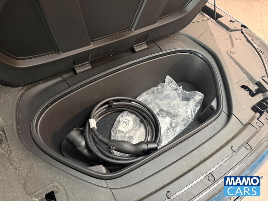Volvo EX40
