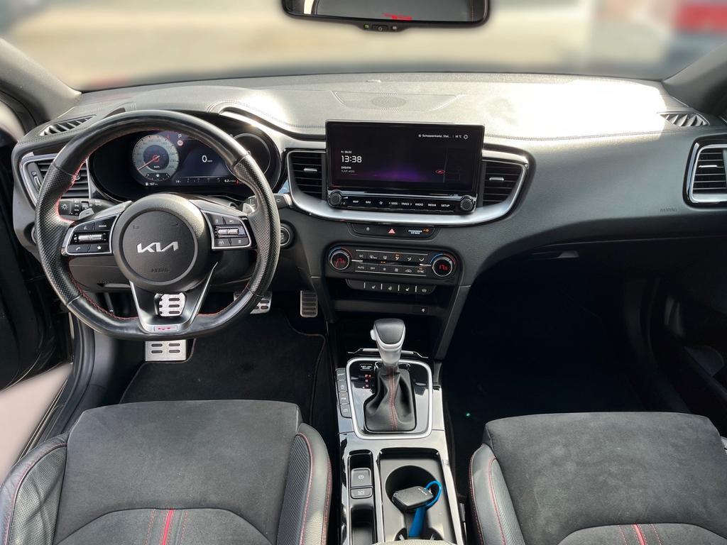 Kia ProCeed