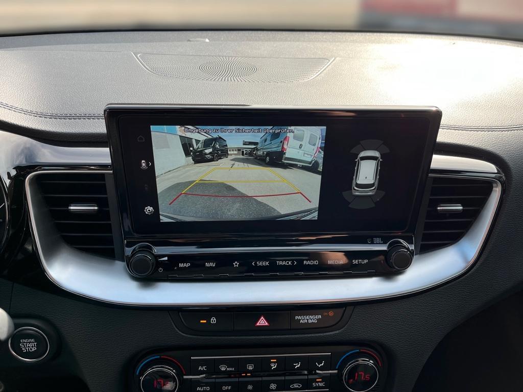 Kia ProCeed