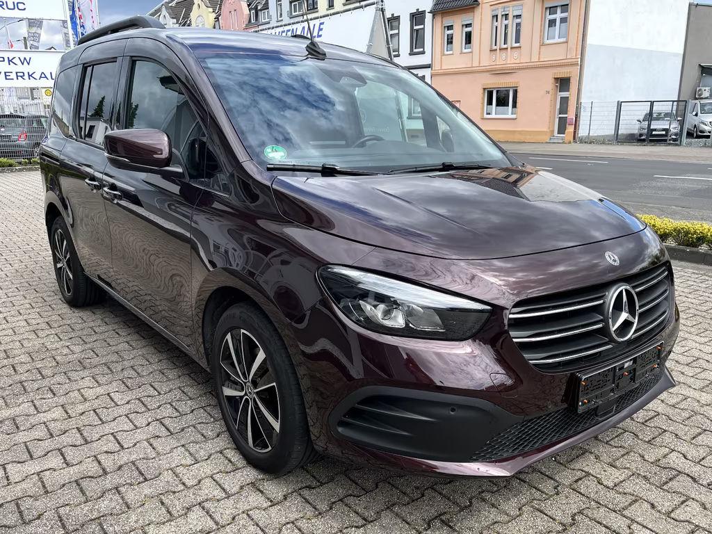 Mercedes-Benz T 180 2023 Benzine