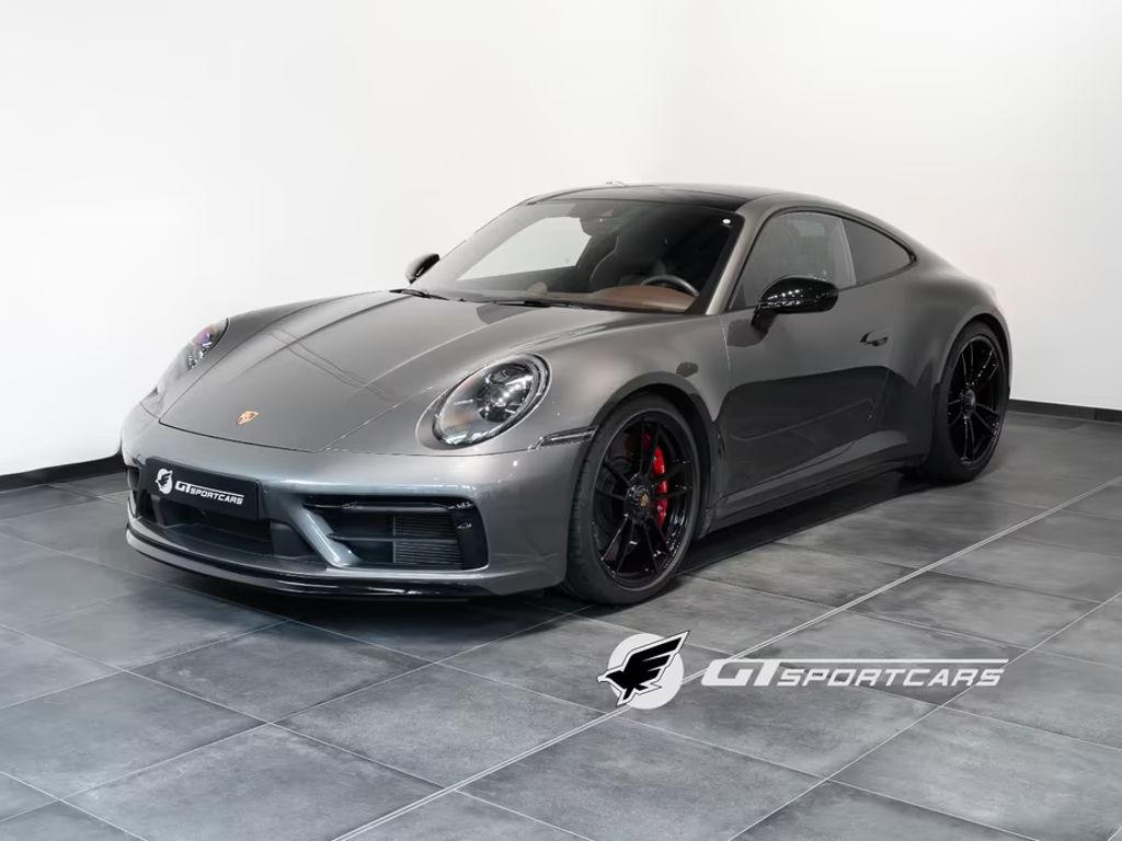 Porsche 911 2022 Benzine