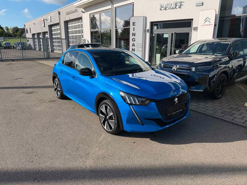 Peugeot e-208