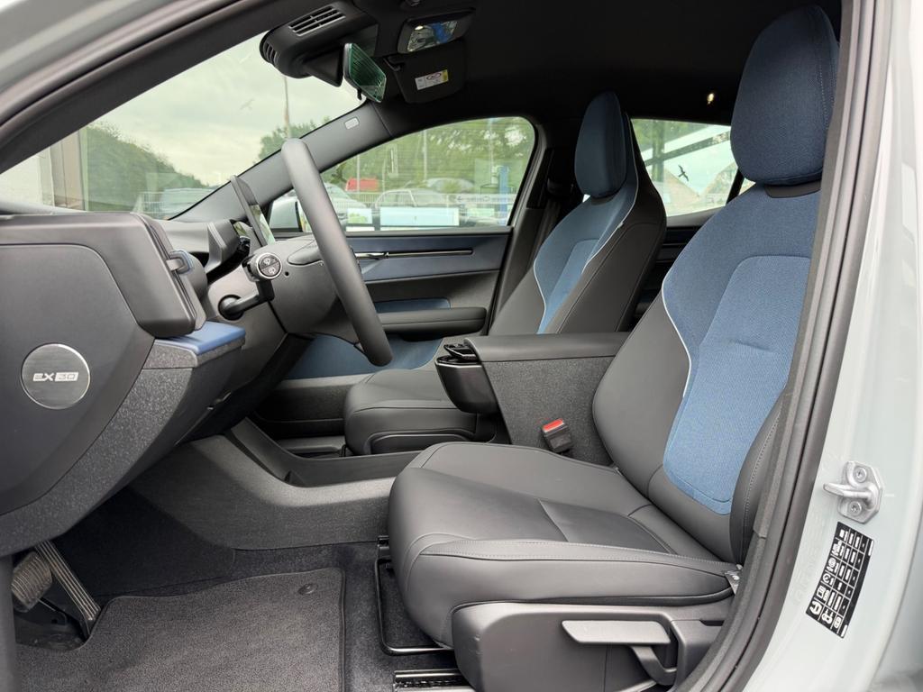 Volvo EX30