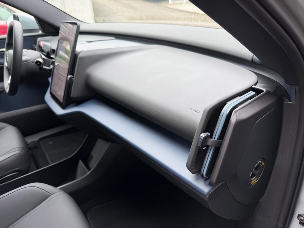 Volvo EX30