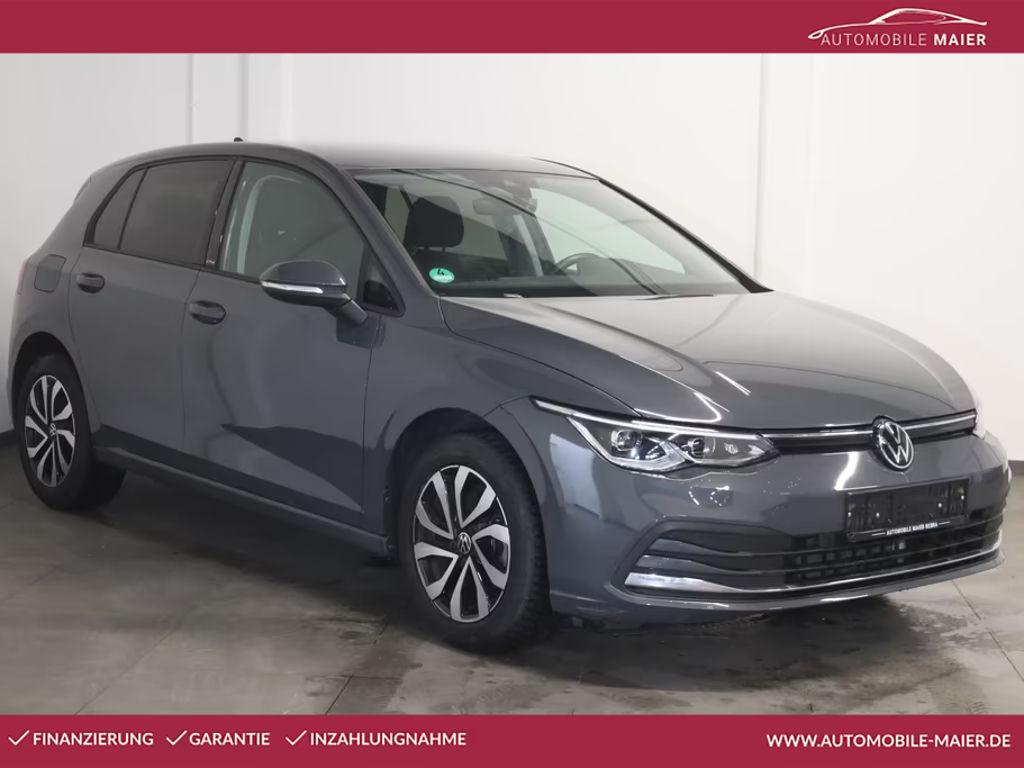 Volkswagen Golf 2022 Benzine