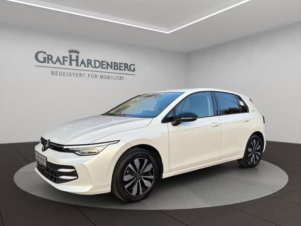 Volkswagen Golf 2025 Benzine