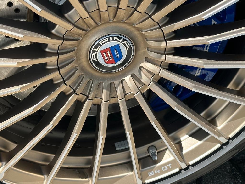 Alpina B4