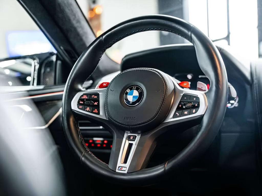 BMW M8