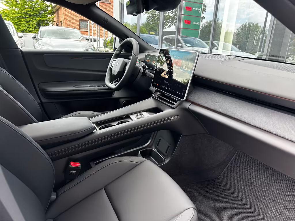 Polestar 4