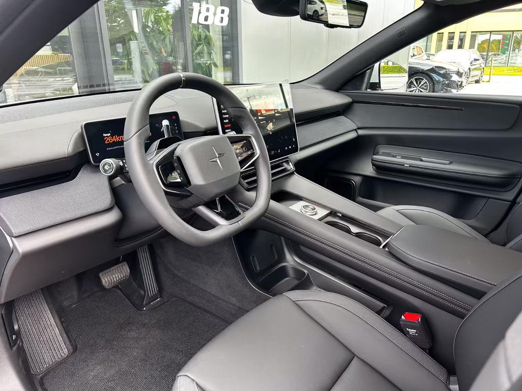 Polestar 4