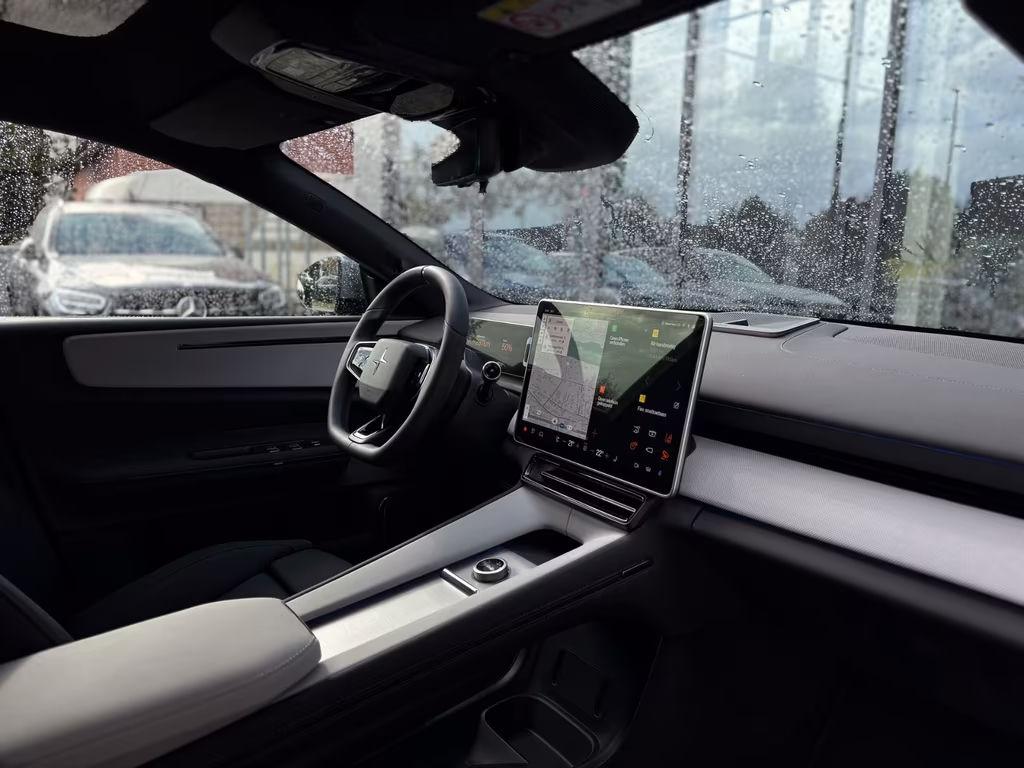 Polestar 4