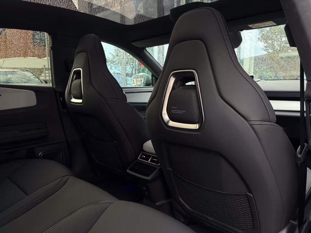 Polestar 4