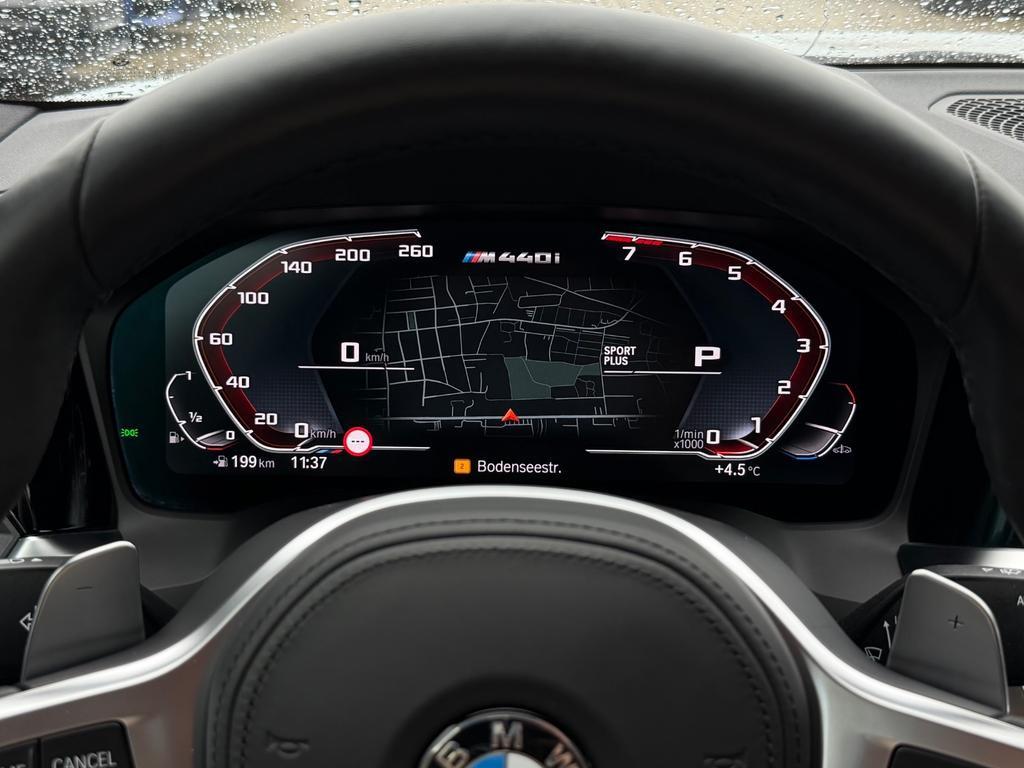 BMW M440