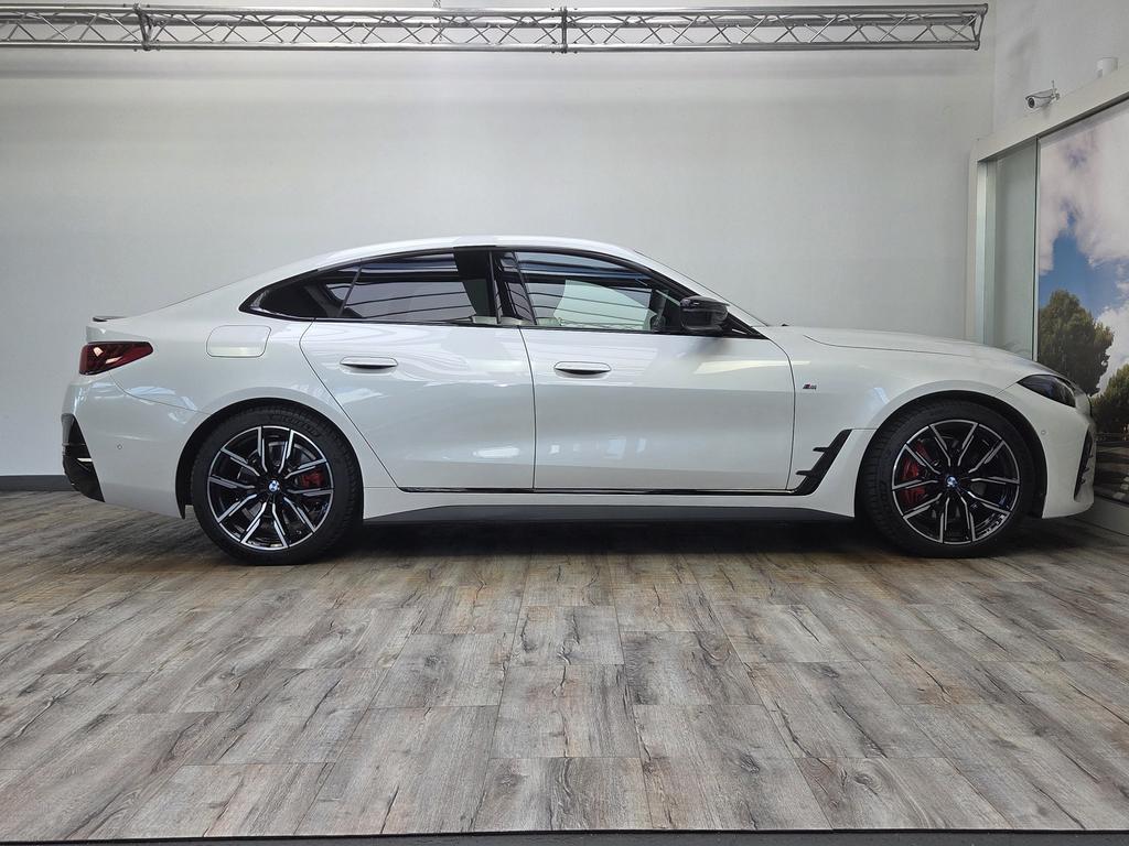 BMW M440