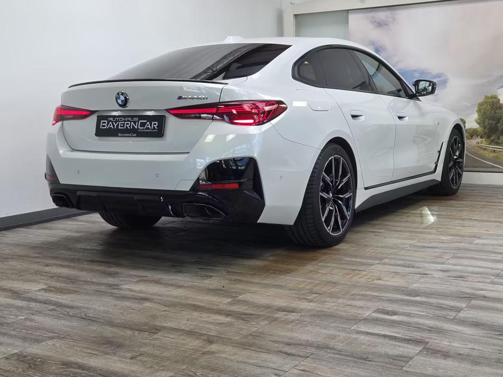 BMW M440