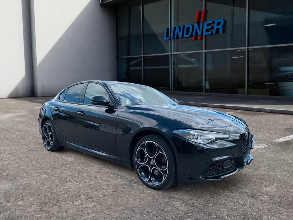 Alfa Romeo Giulia 2022 Benzine