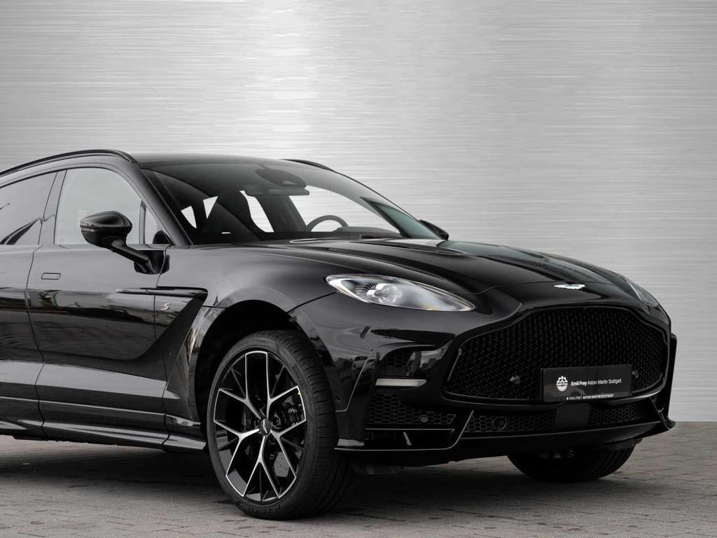 Aston Martin DBX