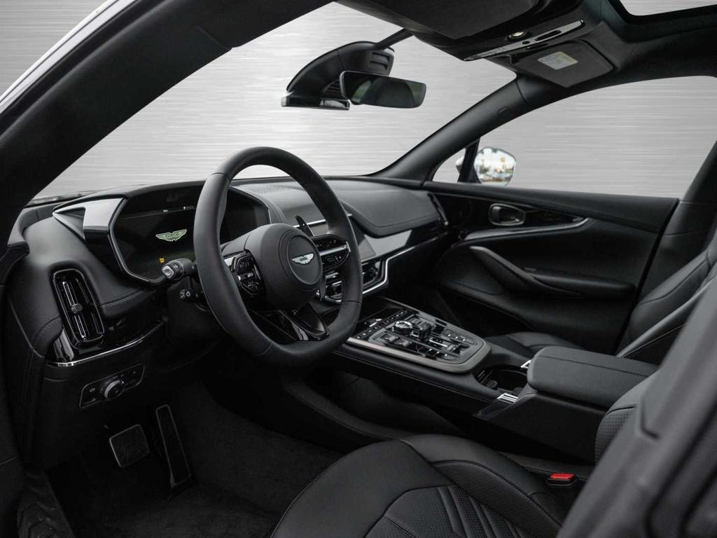 Aston Martin DBX
