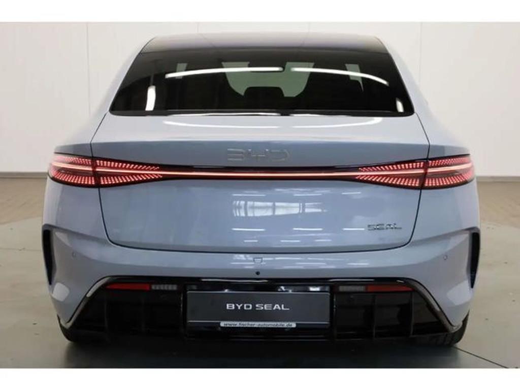 BYD Seal