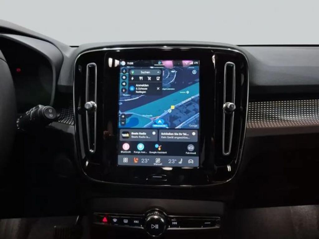Volvo EX40